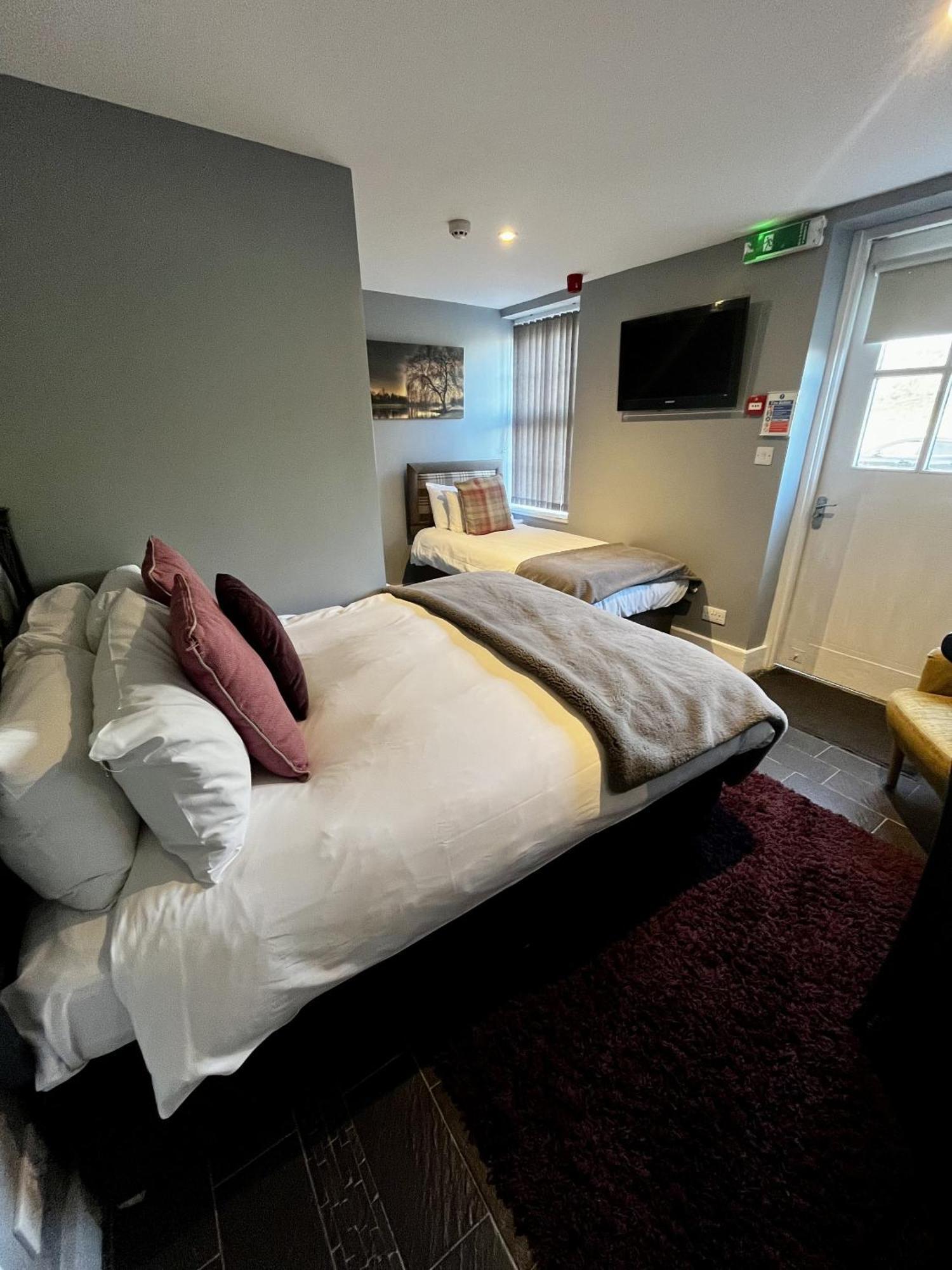 The Blue Bell Crookham Hotel Cornhill on Tweed Room photo